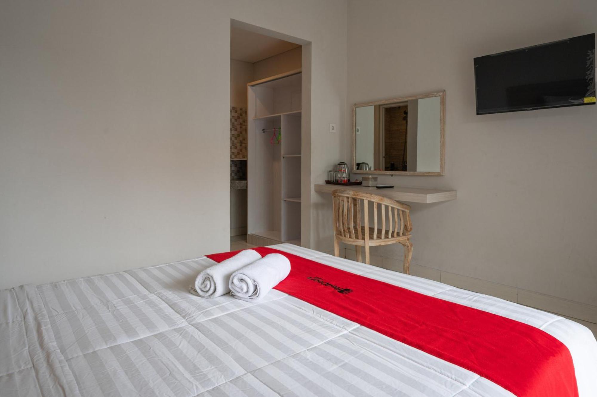 Reddoorz Plus At Yasa'S Living Denpasar Sanur  Ngoại thất bức ảnh
