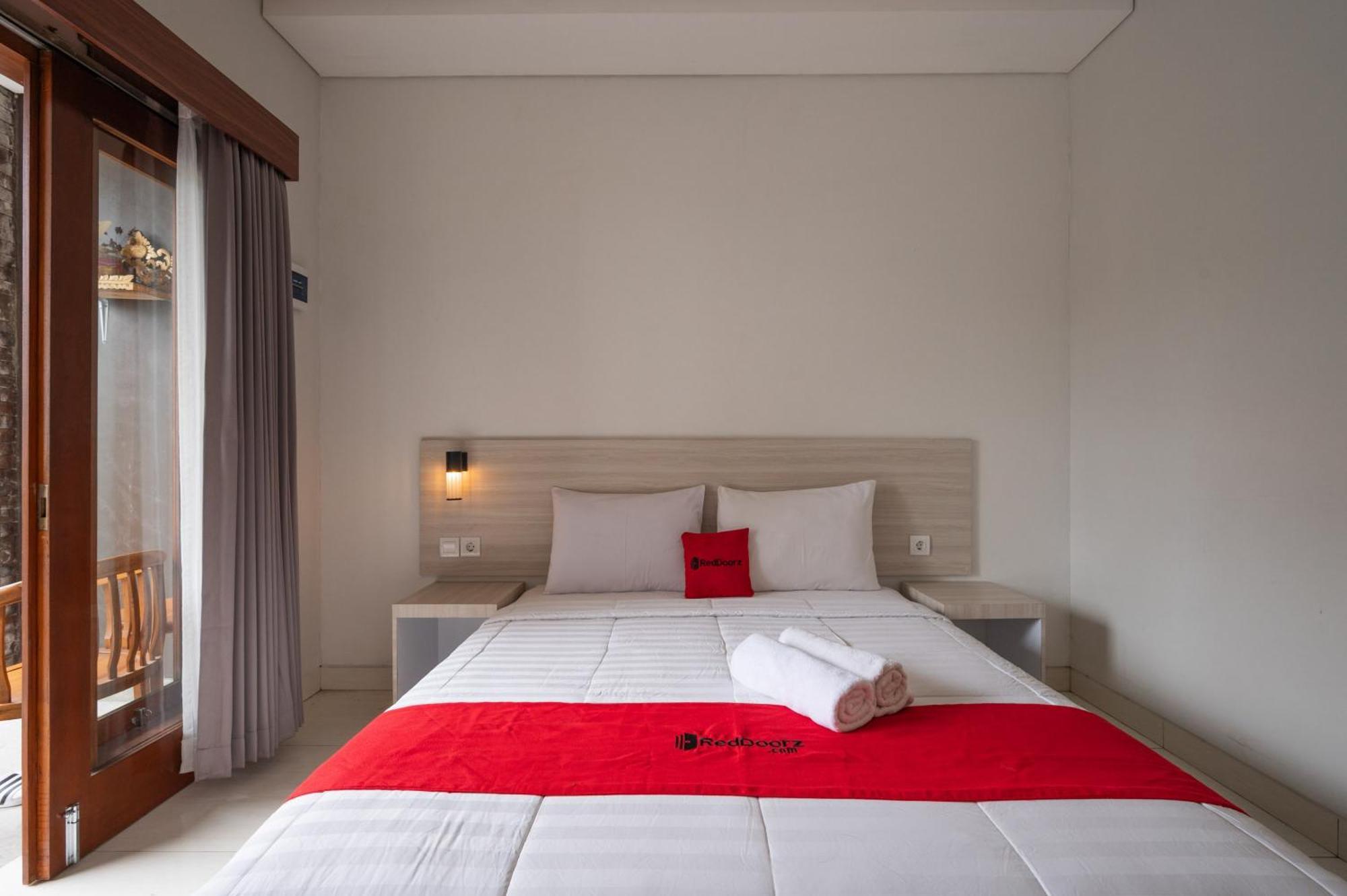 Reddoorz Plus At Yasa'S Living Denpasar Sanur  Ngoại thất bức ảnh